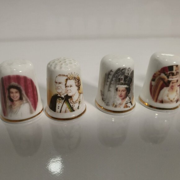 Set of 20 Royal Memorabilia Porcelain Thimbles Queen Elizabeth II, Dianna + - Picture 10 of 14